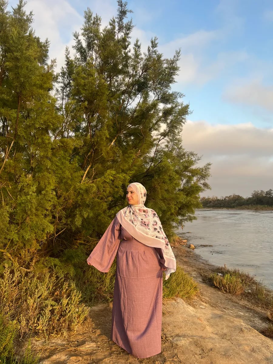 Mauve Majesty Abaya