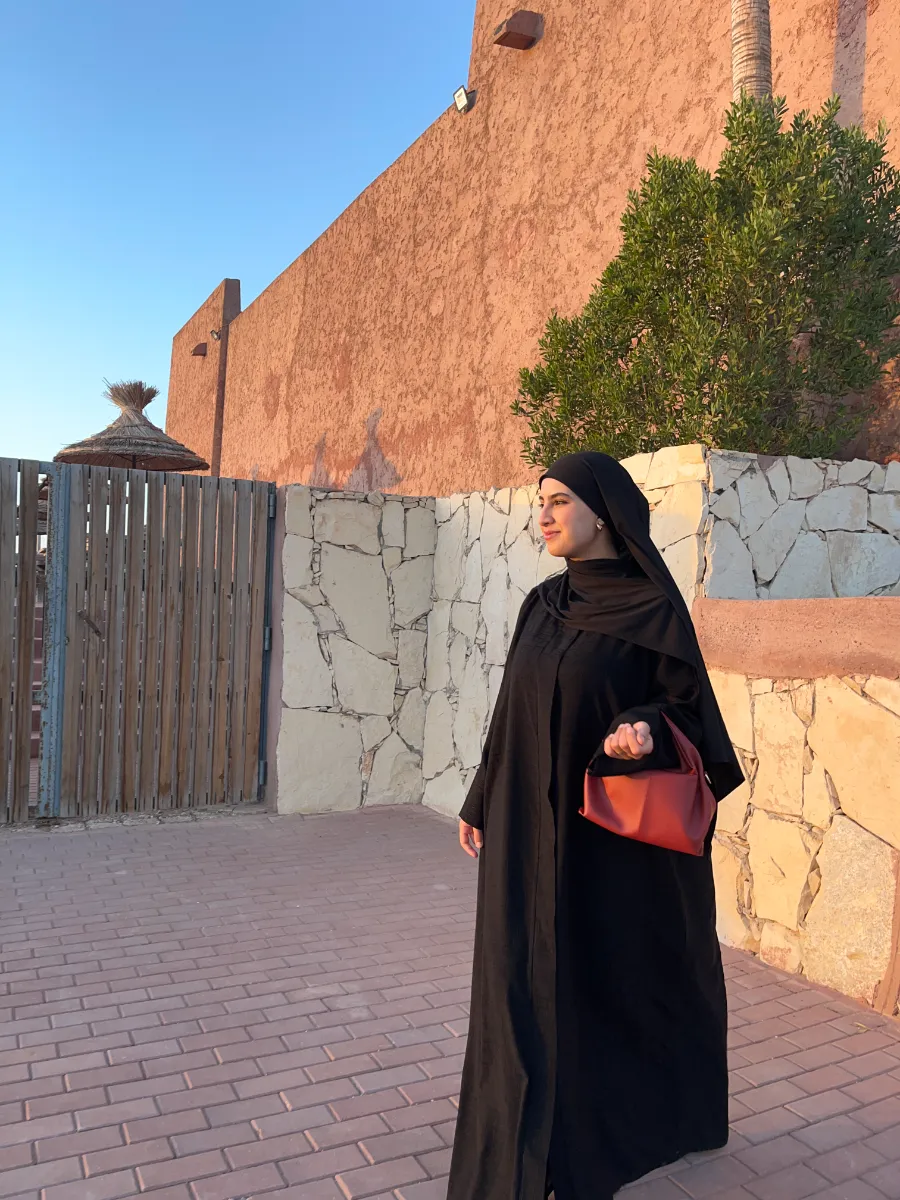 Kamkha Abaya